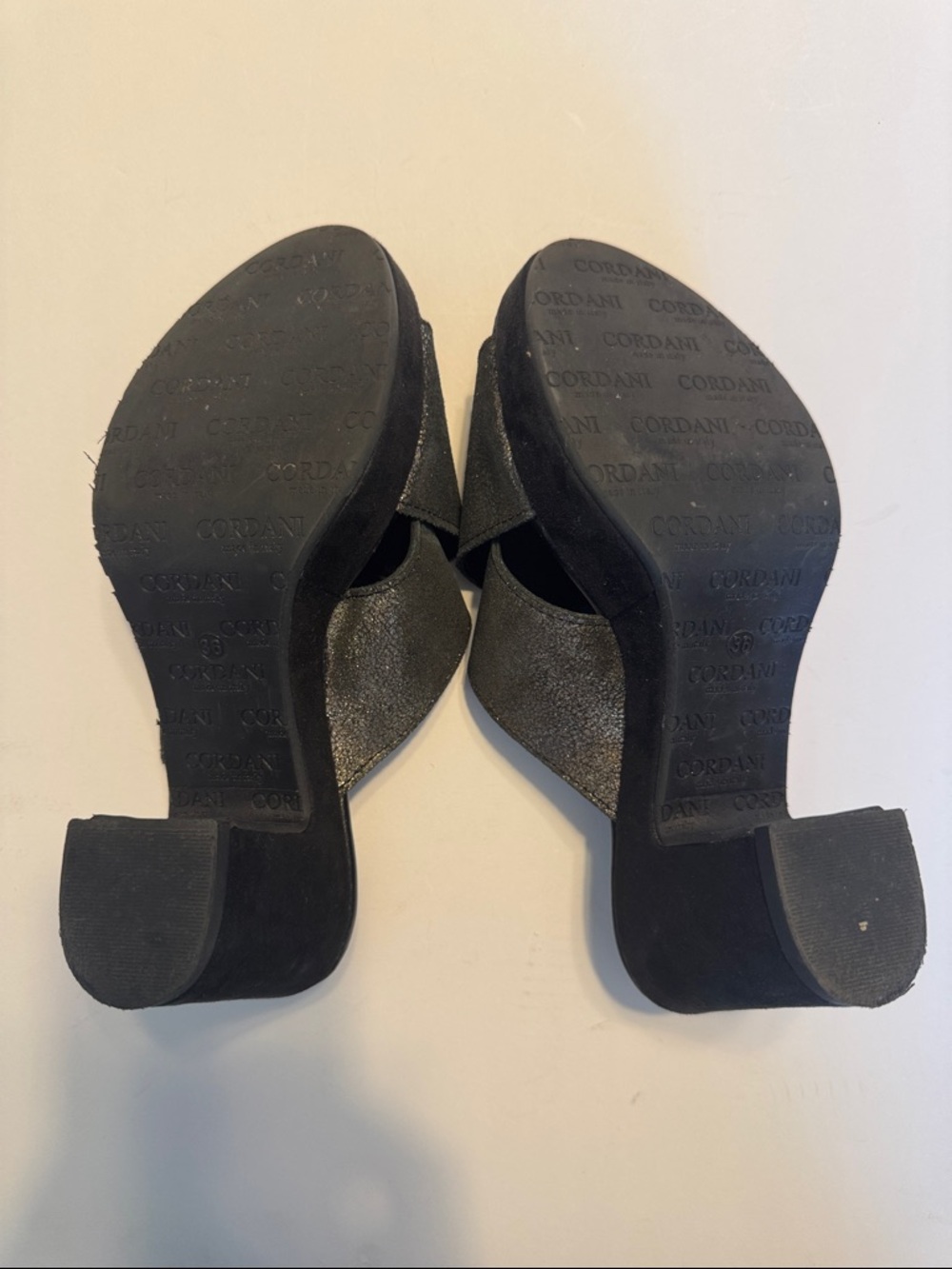 Cordani Metallic Charcoal Crisscross Slide Mules Made in Italy 🇮🇹 - Picture 5 of 5